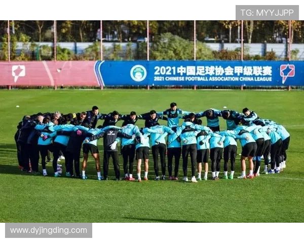 杭州羽毛球队在选拔赛中以52分高居积分榜首位展现强劲实力